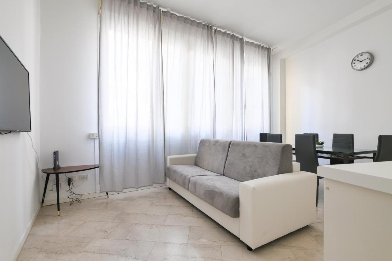 Prestige Boutique Homes - Duomo 1 Milano Eksteriør billede