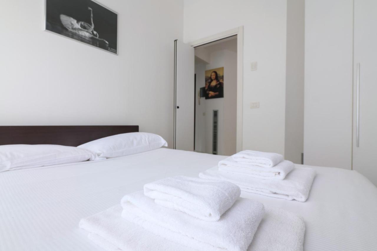 Prestige Boutique Homes - Duomo 1 Milano Eksteriør billede